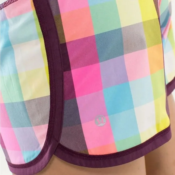 Lululemon Groovy Run Shorts - Sea Check Multi - Picture 4 of 8
